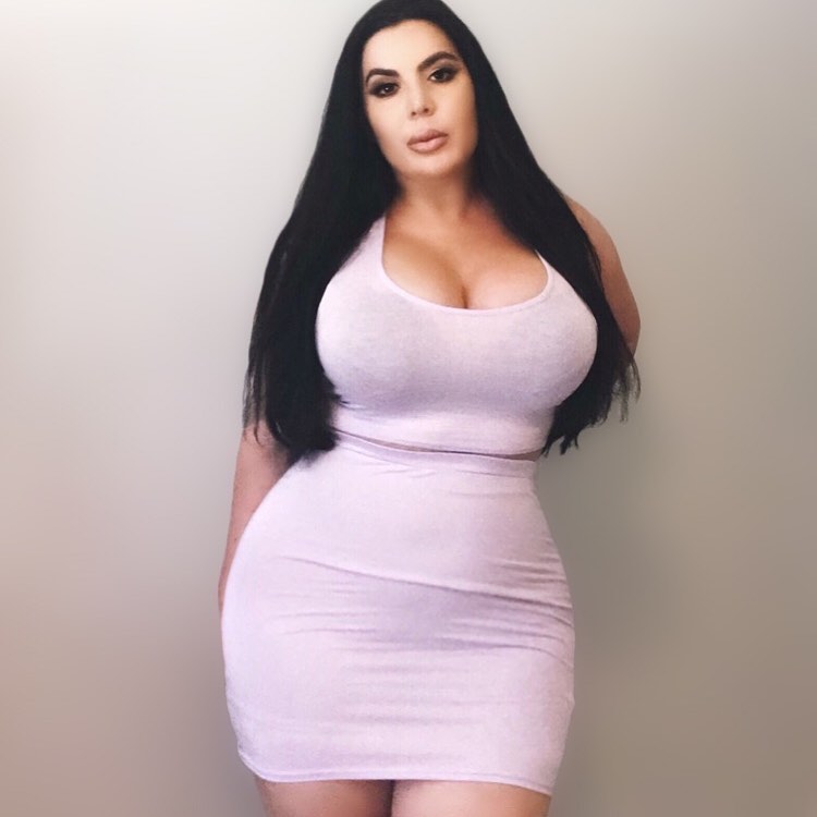 10 most beautiful women