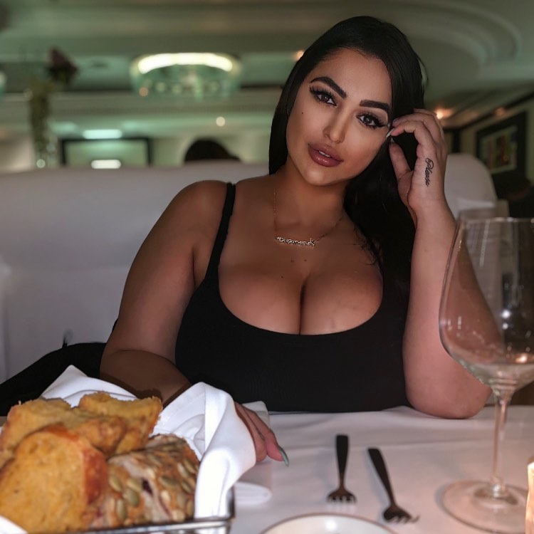 first, dresses, graham, snapchat, lawrence, size, plus, ashley, kors, model, maxi, 2019, stewart, sports, jeans, illustrated, clothes, swimsuit, coats, full, justin, little, linda, iskra, grant, jean, oversize, clothing, alexiss, miss, revlon, victoria, barbie, photoshop, universe, blouses, ervin, secret, 2016, tess, 2010, white, dress, figure, formal, elle, 2018, curvy, snap, thing, antm, levis, untouched, pregnant, clearance, addition, holliday, cheetos, models, pretty, bryant, thin, shoe, 2014, pant, 2017, young, figured, black, mirror, lane, jumpsuits, michael, 2015, tops, zimbio