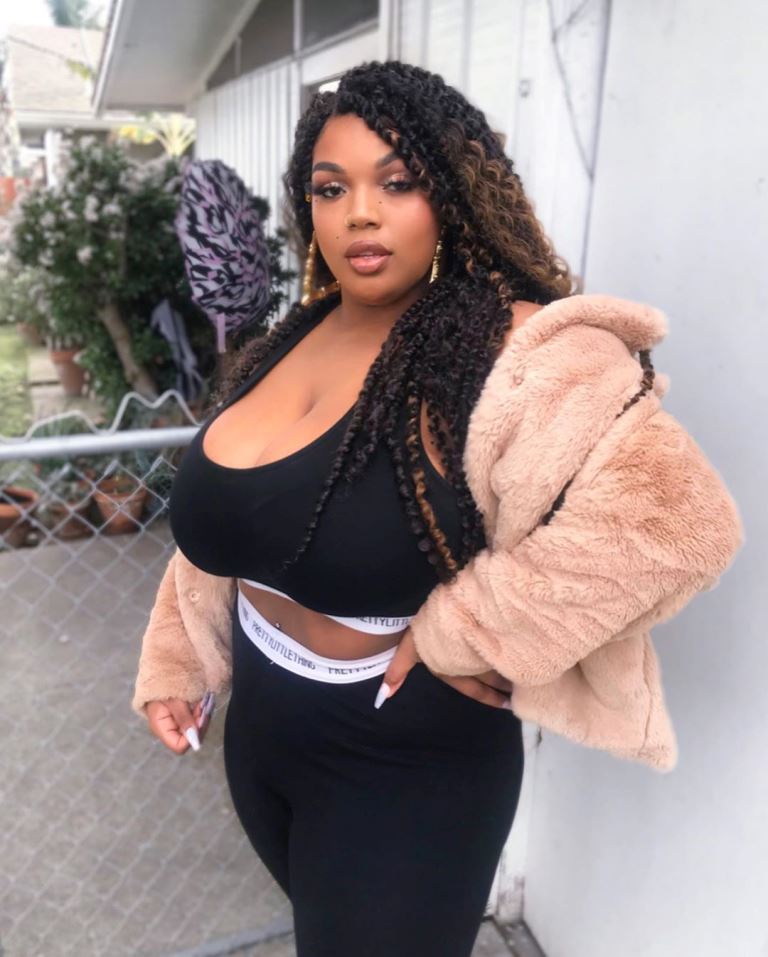 full figured model ashley