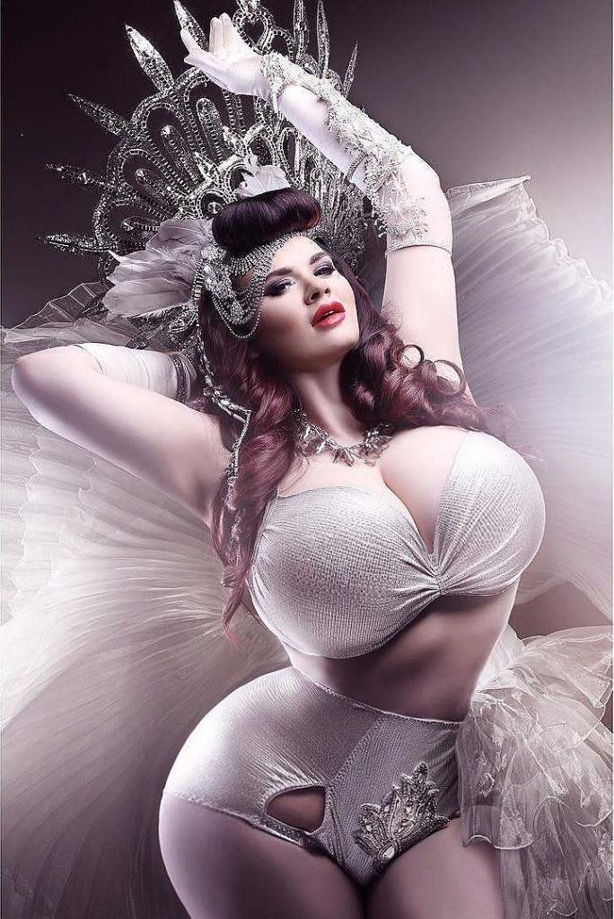 most beautiful lady on earth